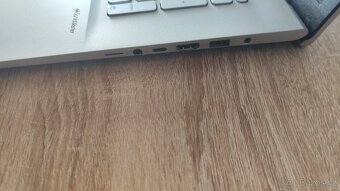 Asus VivoBook 17 X712EA | 17,3” FHD | i3 | SSD | TOP stav - 7