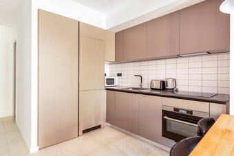 Pronájem bytu 2+kk – 48 m² - 7