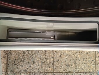 Sušička prádla s tepelným čerpadlem AEG - 7