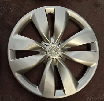 4 kusy poklice Citroen 15" - 7