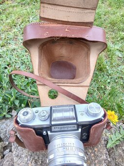 3x Starší fotoaparát Beirette K100, Praktica FX3, Agfa - 7
