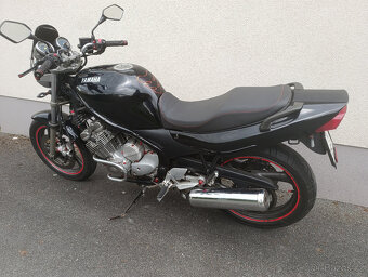 YAMAHA XJ600N - 7