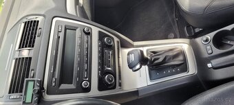 Skoda Octavia 2,0TDI automat - 7