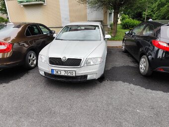 Octavia 2 1.9 tdi - 7