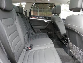 VW Touareg 3.0TDi 210Kw, Panorama, 1. maj. ČR, DPH - 7