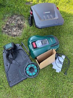 Robotická sekačka PARKSIDE Smart PMRDA 20-Li B2, 4Ah + garáž - 7