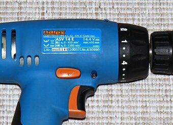 Prodám aku vrtačku Narex - 7