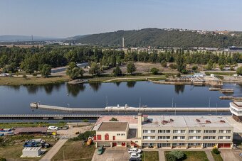 Prvorepubliková vila 15+3,176 m2, obytná plocha 287,45 m2, u - 7