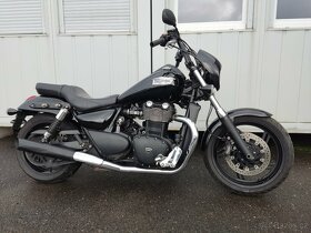 Triumph Thunderbird Storm 1700 - 7