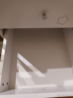 Postýlka s přebalovacím pultem - 7