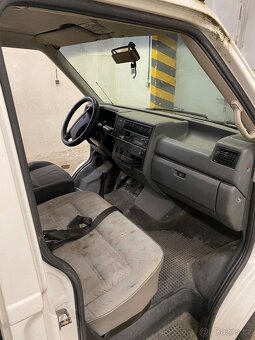 VW Transporter T4 2,5 tdi 75kw - 7
