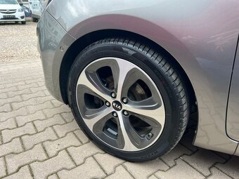 Kia Carens 1,7CRDi 100kW 7 mistná Business - 7
