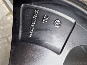 5x112 r19 kola vw id3 disky alu 19 volkswagen ID3 215 50 - 7