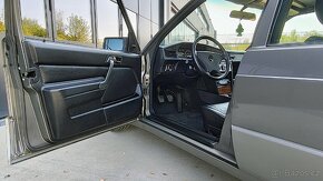 Mercedes-Benz 190E 2.6, manuál, původní SPZ - 7