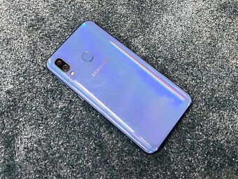 Samsung Galaxy A40 - 7