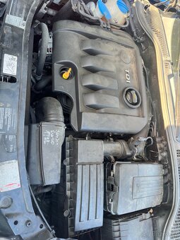 Díly Octavia 2 motor ko - 7