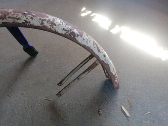 Zadný blatník na Stadion s11 - 7