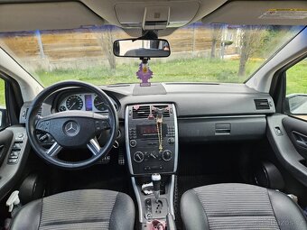 Mercedes Benz B - 7