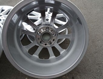 Disky originál Mercedes 17", rozteč 5x112,ET 38, šíře 6,5J - 7