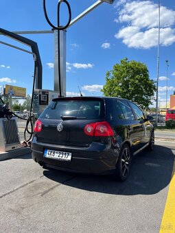 Dobrý den, nabízím k prodeji Volkswagen Golf 5 GT 1.4 TSI - 7