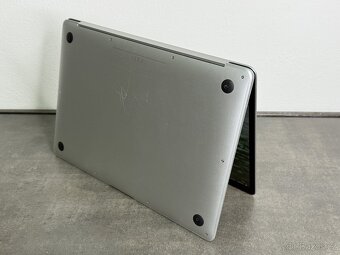 MacBook Air 13'' 2020 / i5 / 8GB / 256GB SSD / Silver - 7