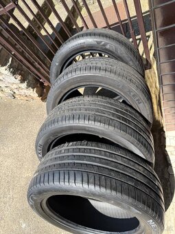 Volvo 5x112 235/50 R19 - 7