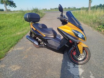 KYMCO xciting 300ir - 7