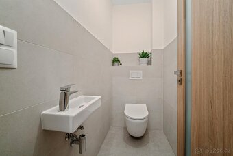 Rodinný dům 4+kk, Holešovice, Chroustovice - 7