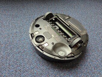 iRobot Roomba i7 - robotický vysavač - 7