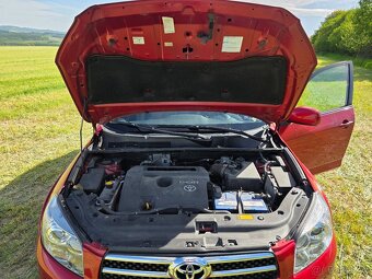 Toyota Rav4 III - 7