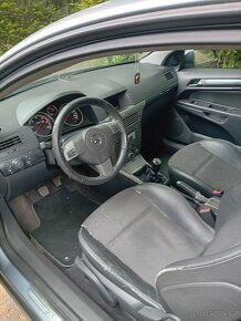 Opel Astra GTC 1.9 cdti - 7