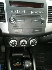 Prodám SUV Citroen C-Crosser 2,2 HDi Exclussive - 7
