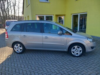 Opel Zafira 1.6i TAŽNÉ 7 MÍST 2010 BEZ KOROZE - 7