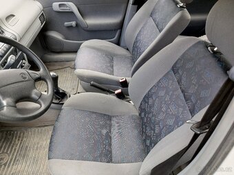 Prodám Škoda Felicia kombi 1.3 50kW, najeto 85000km, tažné - 7