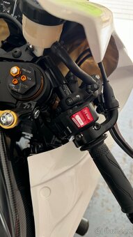 Yamaha YZF-R6 Race 2024 - 7
