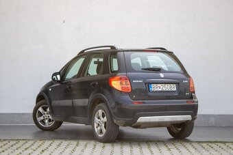 Suzuki SX4. - 7