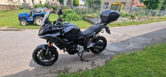 BMW F900XR - 7