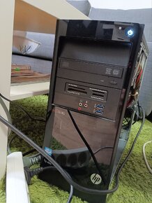 PC HP Intel i7 s Windows 7 a Monitorem - 7