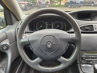 Renault Laguna II Grandtour 2.0 16V 99kW Executive Dynamique - 7