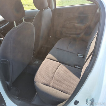 Mitsubishi Space Star - 7