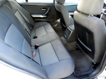 BMW 320i E90 110 kW NOVÁ STK r.v. 2006 - 7
