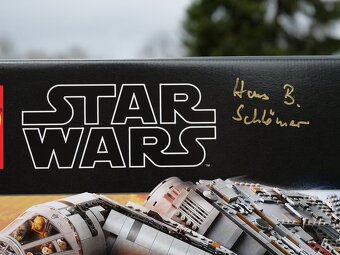 LEGO Star Wars 75192 UCS Millennium Falcon - 7