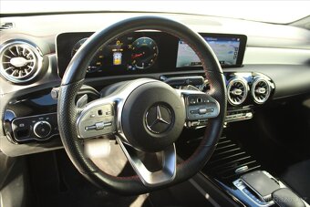 Mercedes-Benz CLA 220 140kW 4MATIC AMG DPH ČR (2019) - 7
