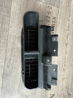 Ovládací panel a výdech topení Fiat Grande Punto - 7