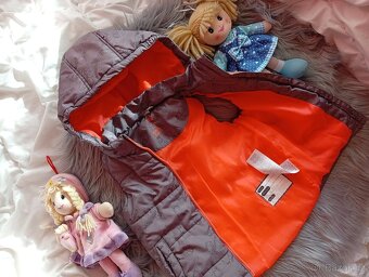 Dívčí vesta vel..98, 116, 122 - 7