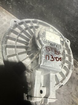 Topení, ventilátory SUBARU - 7