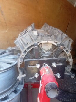 Hlavy a blok mercedes Sprinter 906 3.0 - 7