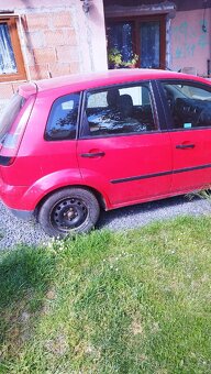 Ford fiesta 1.4 - 7
