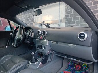 Audi TT quattro Sline - 7