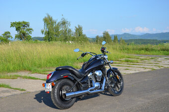Kawasaki Vulcan VN900 Custom, nové pneu, po servisu - - 7